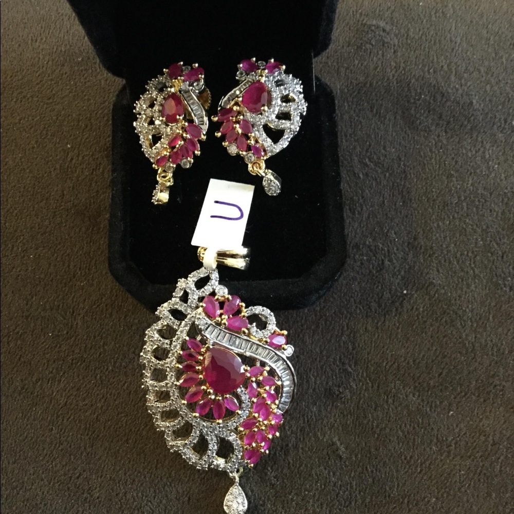 Designer indian jewelry